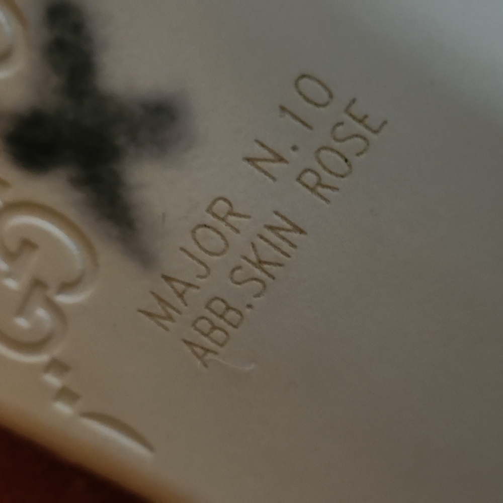 Men's White and Black High-Top Sneakers.Authentic Gucci - Picture 11 of 14